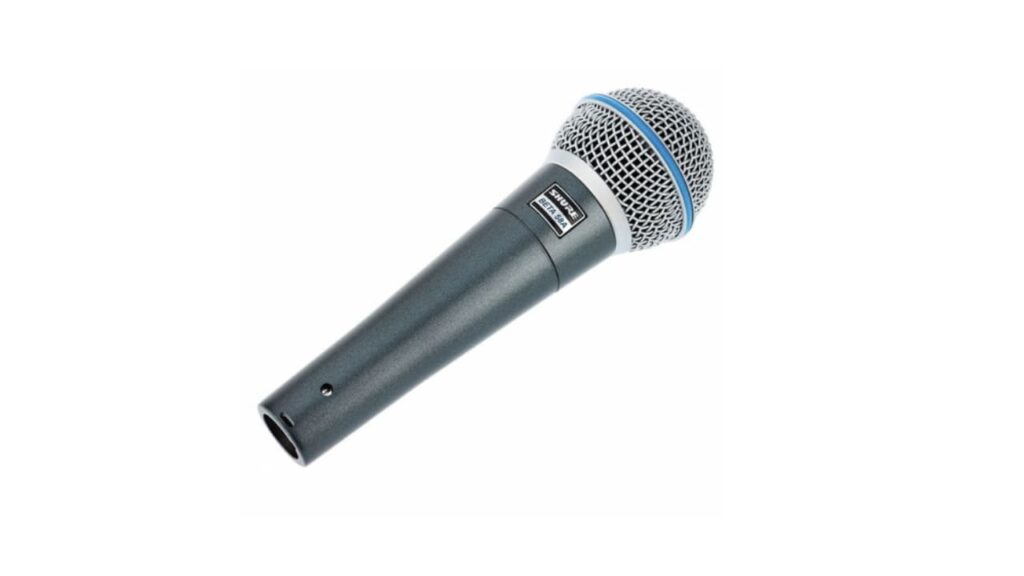 visuel du microphone dynamique de marque SHURE modèle 58 beta qui peut être utilisé pour enregistrer un livre audio.